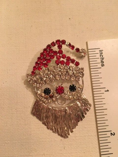 Vintage SANTA CLAUS silver Dangle Beard Prong Rhinestone CHRISTMAS BROOCH  PIN D3