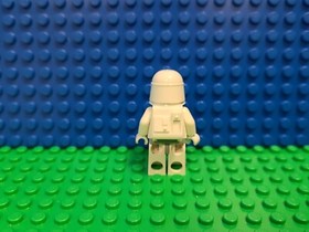 Lego Snowtrooper Minifigure Star Wars 4483 sw0101 CMF Lot Rare Retired HTF 