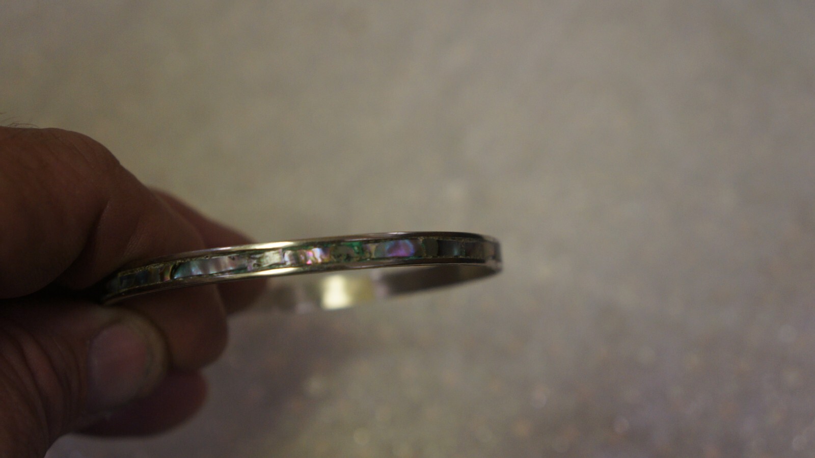 CLOSED BRACELET SHELL DECORATED AROUND OUTSIDE-ME… - image 4