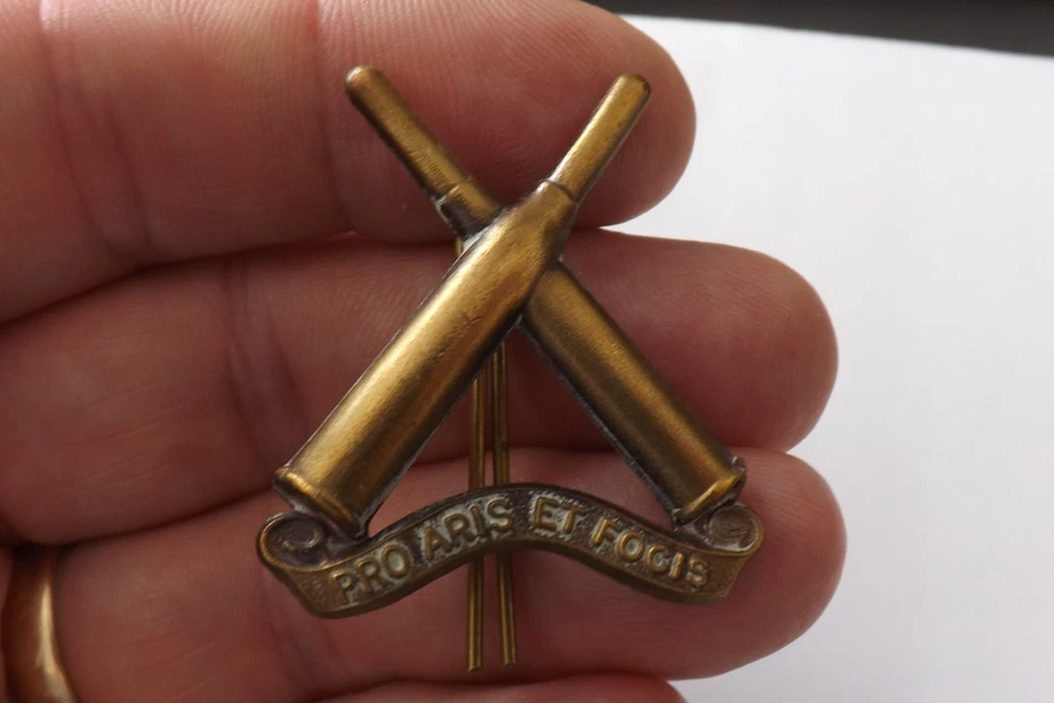 MILITARY BADGE BRITISH ARMY EXETER VOLUNTEER REGIMENT 4CM X 3.5CM (4774) - Image 4 of 4