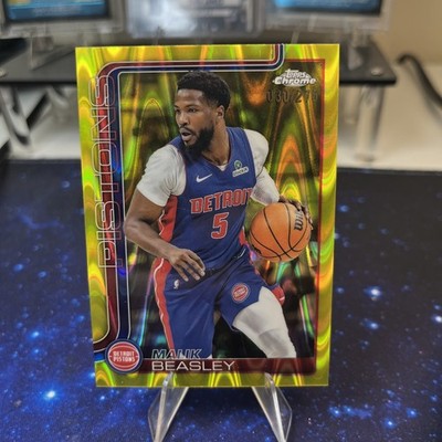 2025 Topps Chrome Malik Beasley Yellow Raywave Refractor /275 Pistons