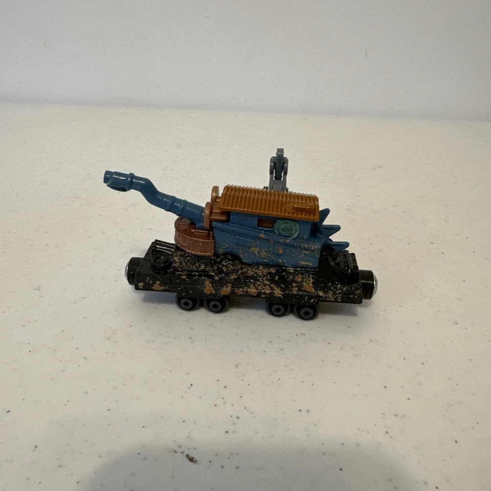 Thomas & Friends Take-n-Play El Monstruo de Chatarra Diecast Tren Motor Juguete con Pala Foto 3 de 4