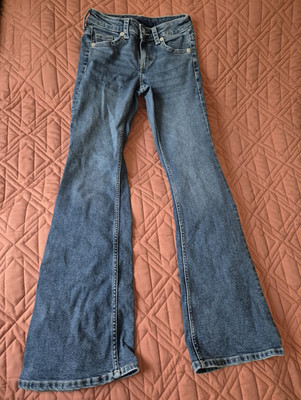 H&M Damen Jeans Bootcut Blau Denim Stretch Five-Pocket Gr. 32 L30