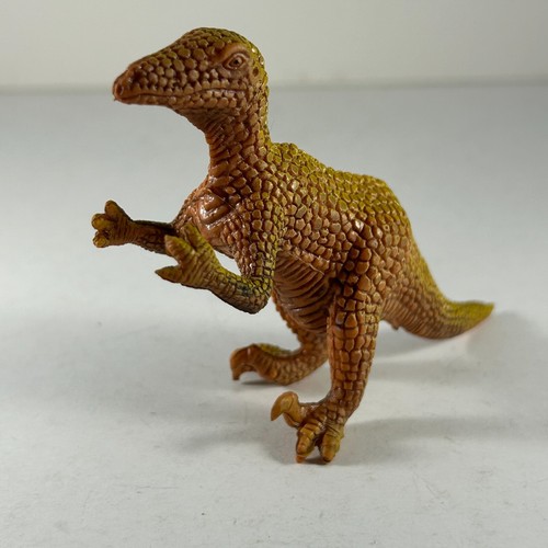 Figura Velociraptor 3" U.K.R.D 1993 Amarillo Marrón Raptor Dinosaurio Cretácico - Imagen 10 de 15