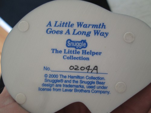 Vintage Hamilton Collection Snuggle Bear, A Little Warmth Goes A Long Way, COA - Foto 4 di 4