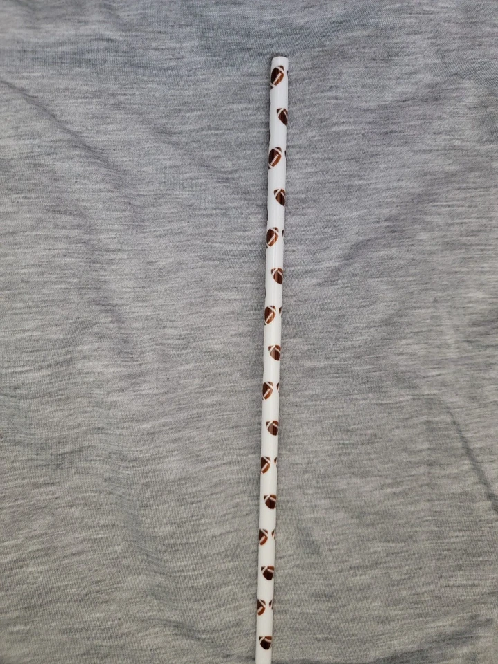 Pajitas de diseño deportivo reutilizables de 2 piezas, baloncesto, béisbol, fútbol, softbol, fútbol Foto 2 de 4