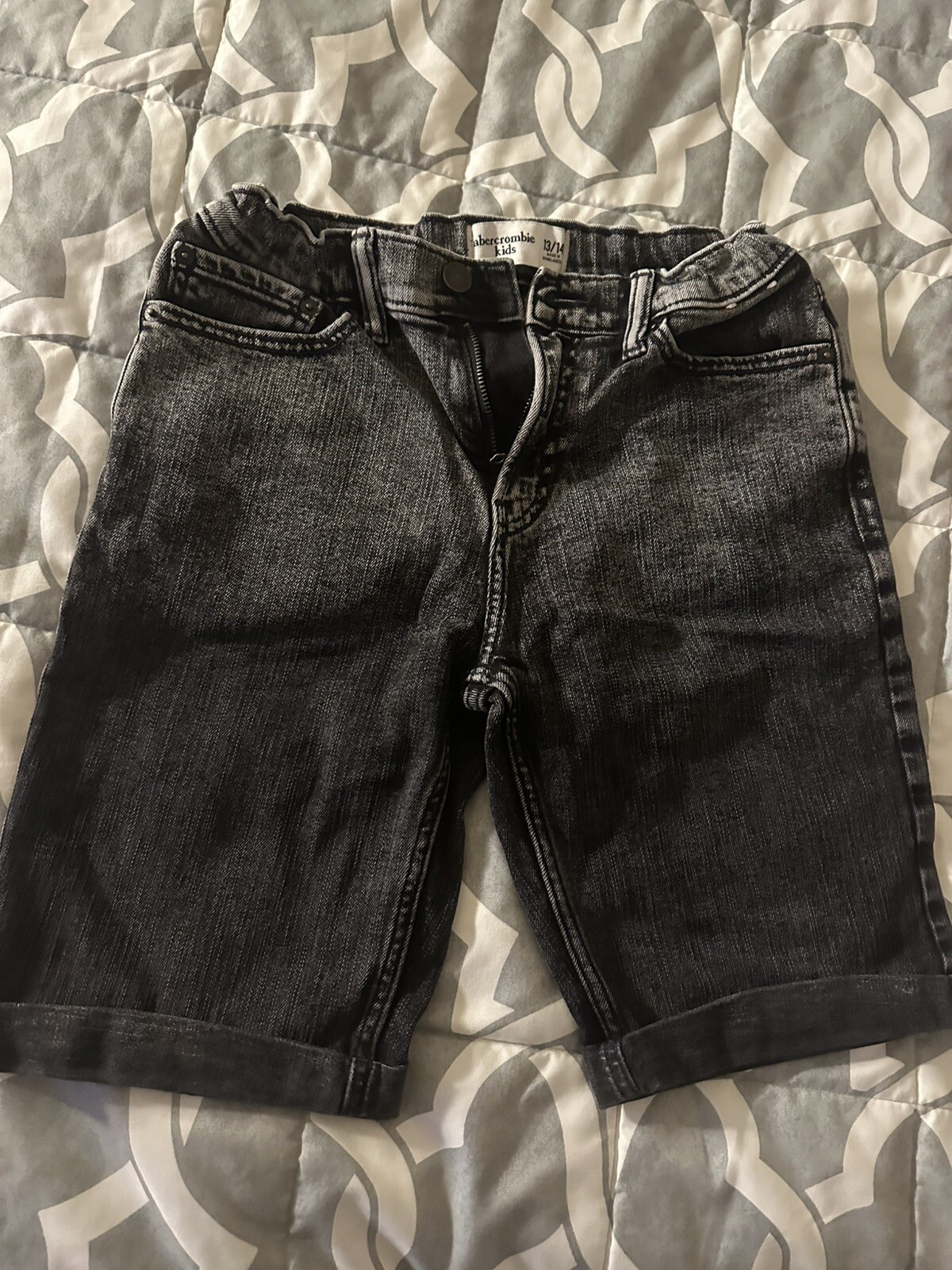 Picture 1 of 3