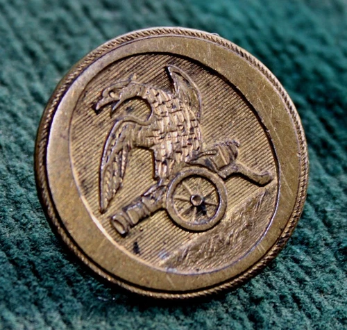 Pre-Civil War Flat 1 Piece Militia Artillery Button Circa 1808 - 1821