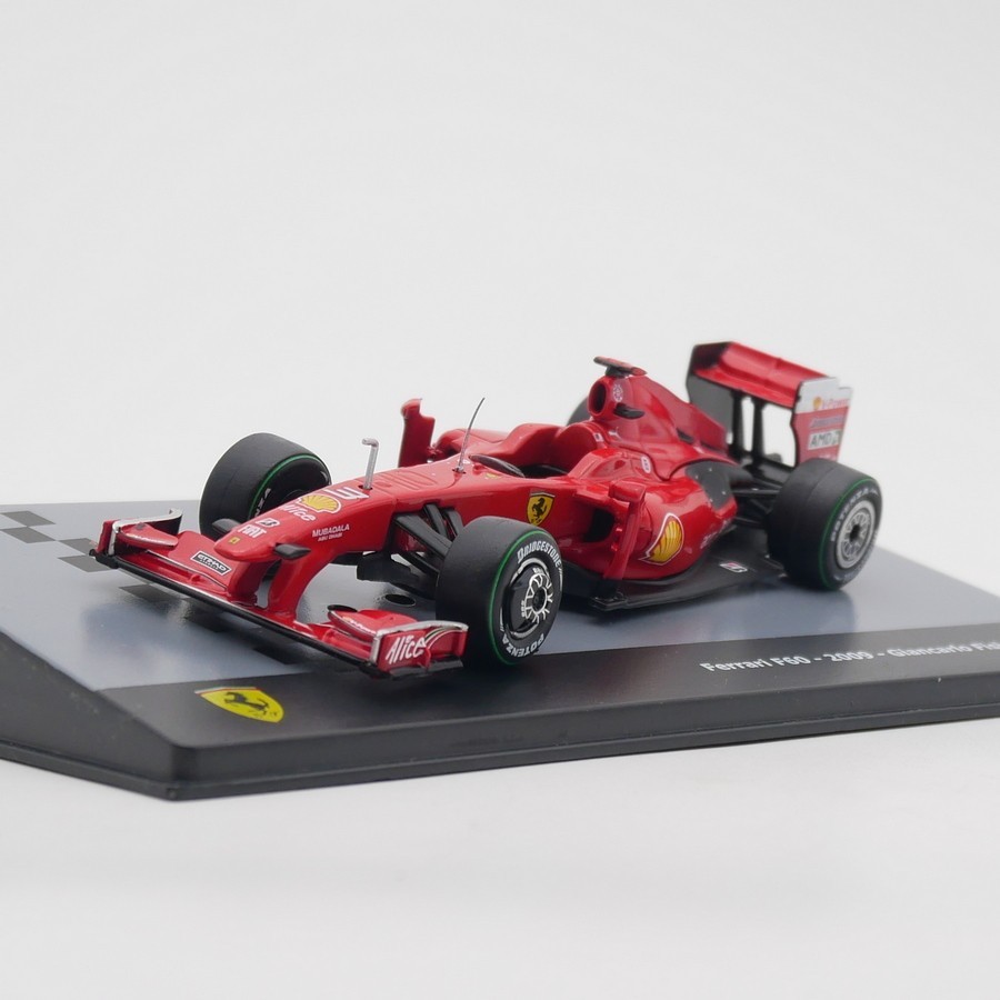 ixo 1:43 Ferrari F60 2009 Giandcarlo Fisichella Diecast Car Model