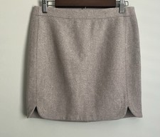 New J. Crew Women  s Beige Laine Blend Scalloped Hem Mini Classic Skirt Sz. 4