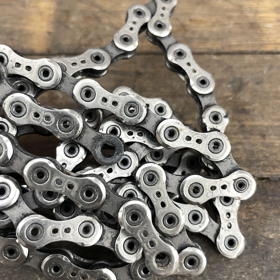 Cadena de bicicleta Campagnolo 10 velocidades 96 eslabones plateada bicicleta de carretera Campy 10s usada Foto 3 de 4