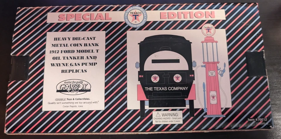 Gearbox Texaco 1912 Ford Model T Oil Tanker Metal Coin Bank and Wayne Gas Pump - Image 3 of 4