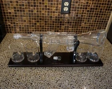 The Wine Savant 1000ml AK-47 Gun Decanter with 4-Bullet Glasses on  Stand