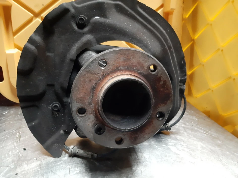 BMW 325I 328I 330I 2006-2011 eje delantero izquierdo buje de nudillo fabricante original 626443 Foto 2 de 3