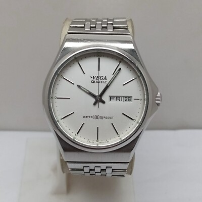 Citizen Quartz Vega Diver 3J00-980344 Day/Dae Vintage Men s Watch AHS212SH2