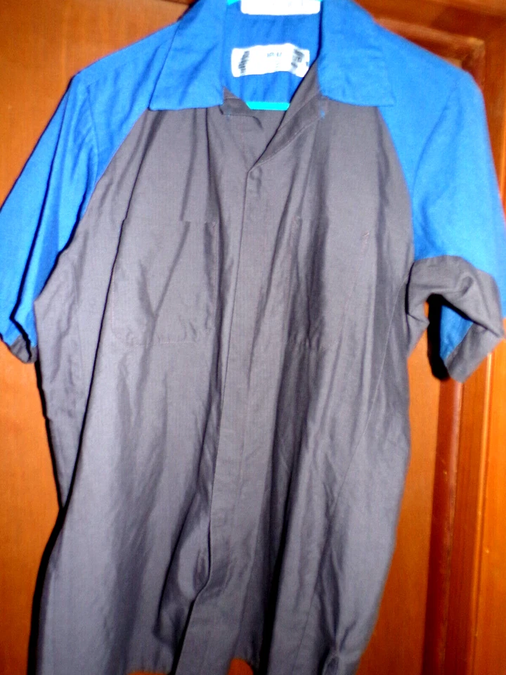 Camisa de trabajo/tienda de concesionario Ford manga corta usada/reciclada Foto 2 de 2