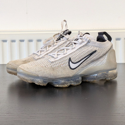 Nike Air VaporMax Sneaker Jugend Gr. 4 UK Weiß Metallic Silber (GS) DB1550-100