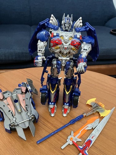 Transformer TLK 15 Caliber Optimus Prime Figure