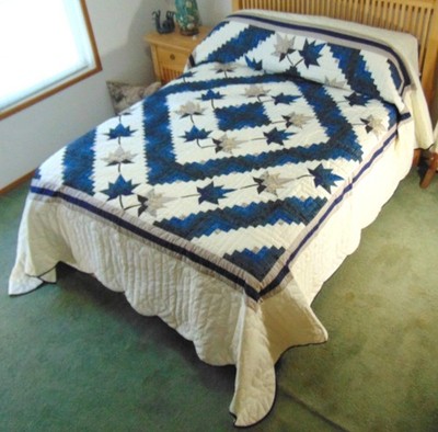 NEW! AMISH HANDMADE QUILT! ~ Log Cabin Leaf  ~ 107 x 115