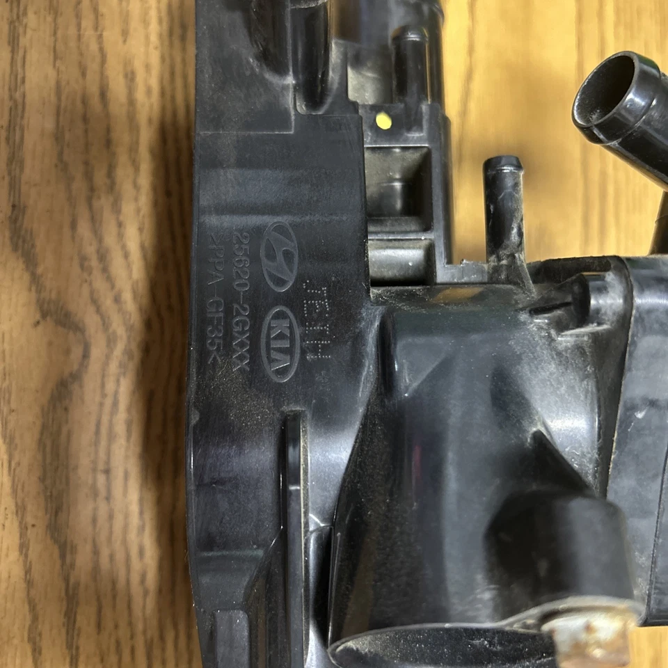 Coolant Temperature Control Assembly Kia Optima EX 2.4L 2011-2014 Oem 25602GXXX Foto 2 de 4