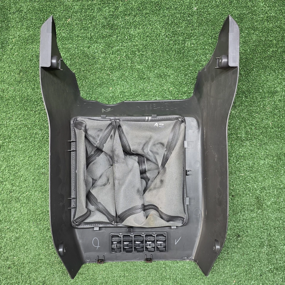 97 Isuzu Trooper Manual Shift Console Boot Gray Grey 4x4 Trim Bezel OEM - Image 3 of 4