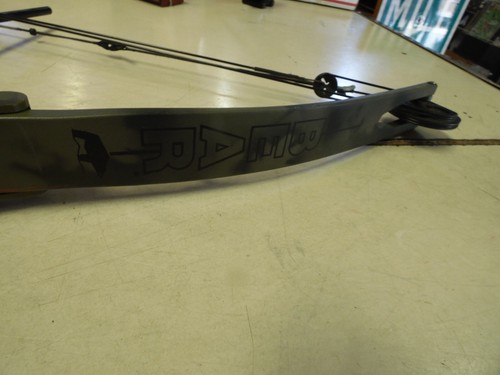 Vintage Bear Whitetail II Compound Bow READ - Picture 8 of 11