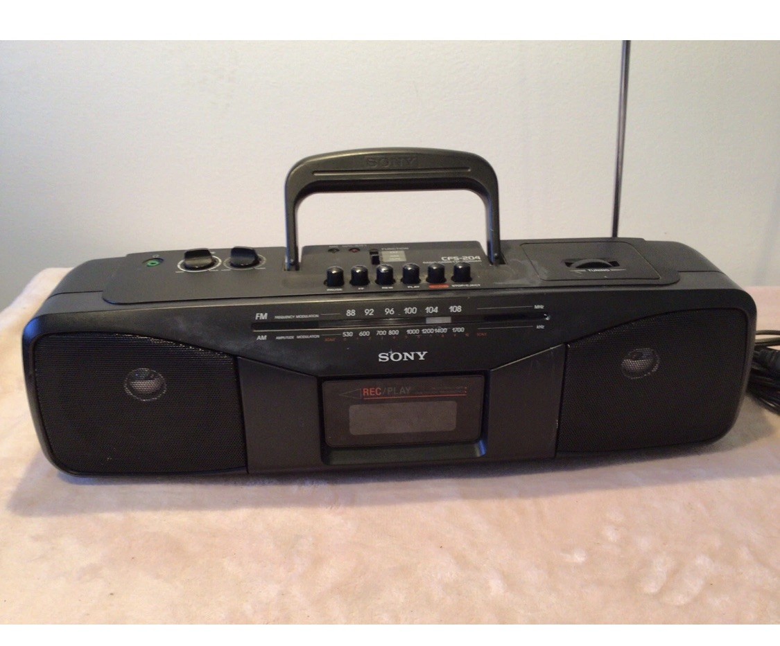 Vintage Sony CFS-204 Raido Dual Cassette Recorder Boombox Biggie