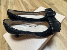 Prada Ribbon Pumps Patent Leather Black Women's Size EU36/US6