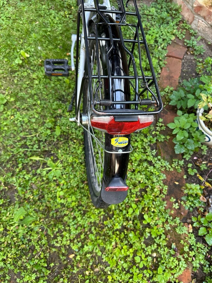 Grünes Kinderfahrrad (Alter 12-13) Fahrrad, Mädchen/ Jungen, mit Gepäckträger - Bild 2 von 4
