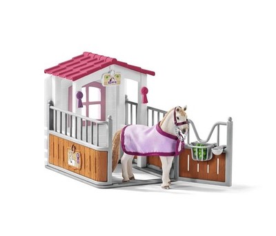 Schleich Horse Club Stall Playset With Lusitano Horse 12 Piece Set Open Box