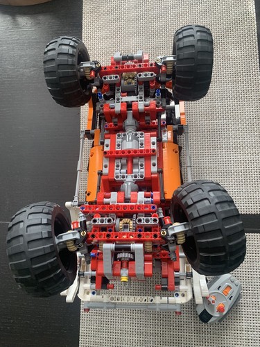 9398 4x4 Crawler - LEGO TECHNIC - Picture 7 of 8