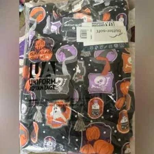 Buttersoft Brand Halloween scrub jacket Size Large