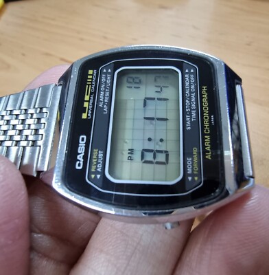 Vintage Casio 79QS-39 Universal Calendar Digital Watch Rare