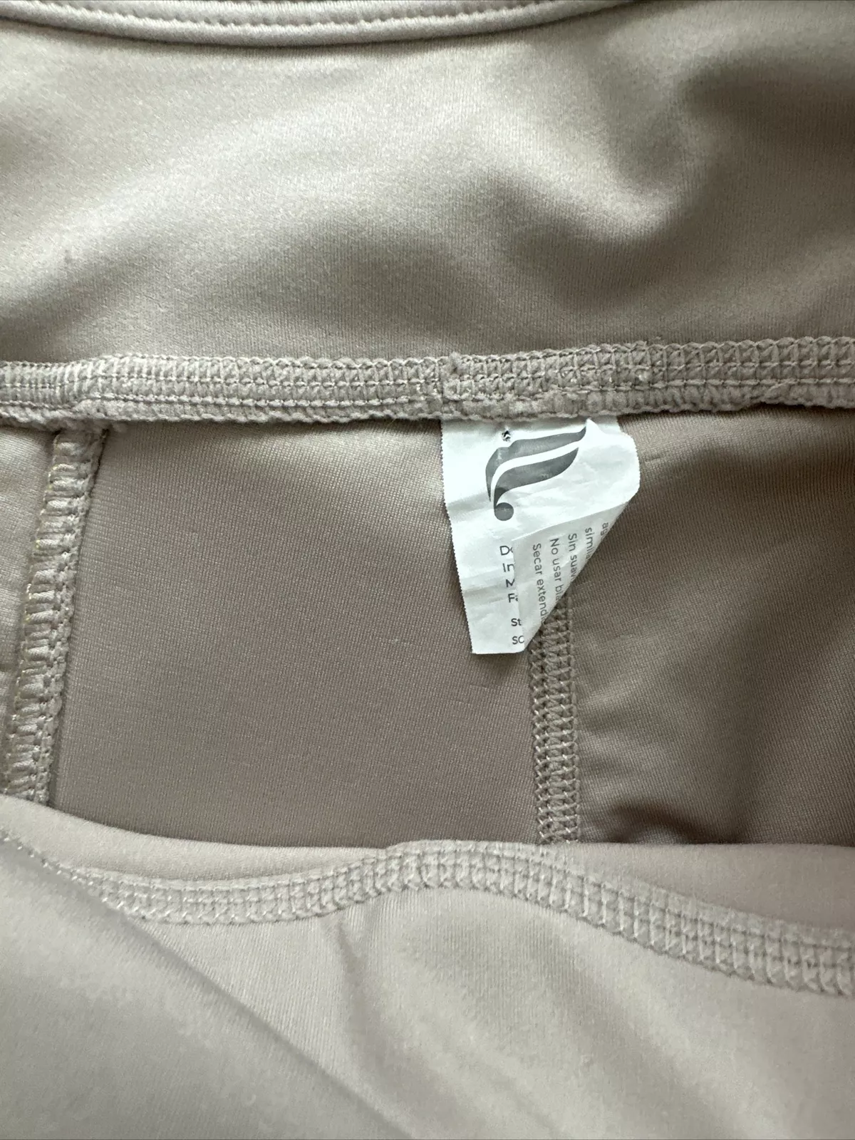 fabletics high-waisted motion 365 training biking shorts