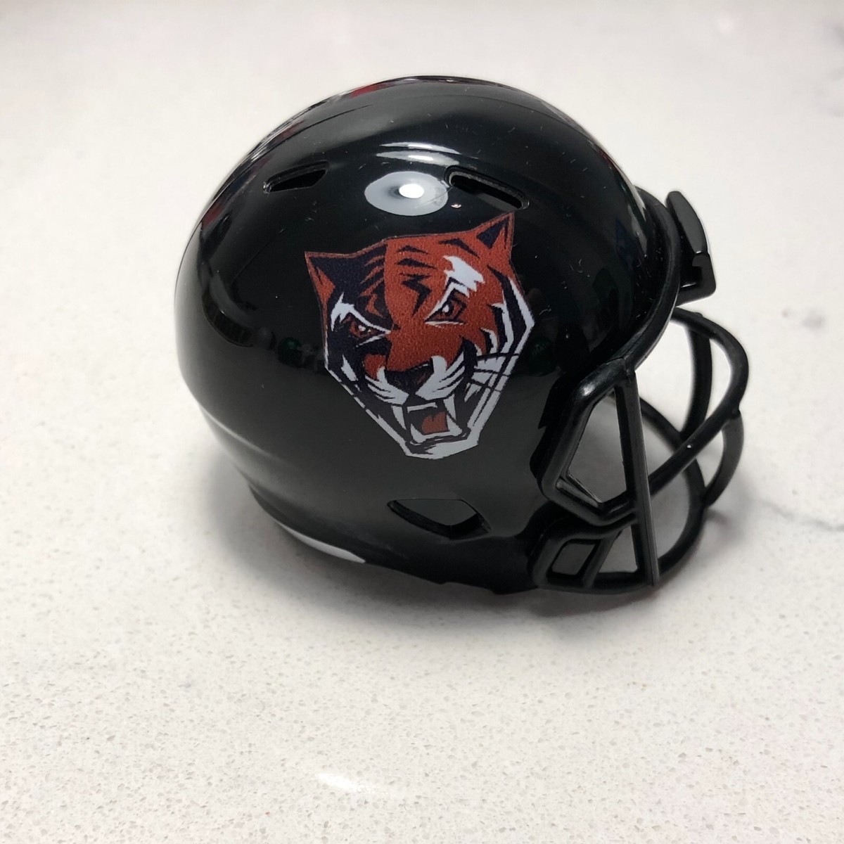byu replica football helmet NCAA Cougars Full Size Speed Helmet, Blue, Medium : Sports & Outdoors Color:Smolder Blue/Amanita SP face mask newarrival_20240905 Bellroy Hide & Seek