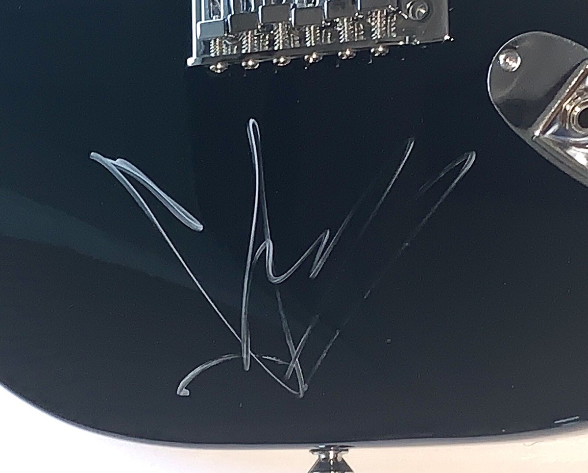 Soundgarden Chris Cornell signed Guitar Fender strat group