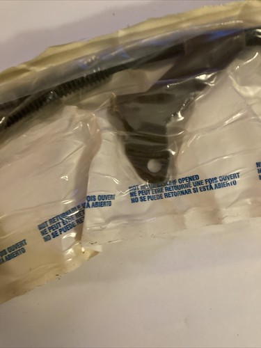 (1) Genuine GM 22112403 Hose Assembly - Picture 3 of 6