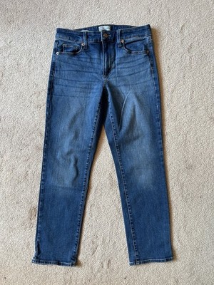 JEANS - Universal Thread - High-Rise Slim Straight - Medium Denim Blue - 6/28R