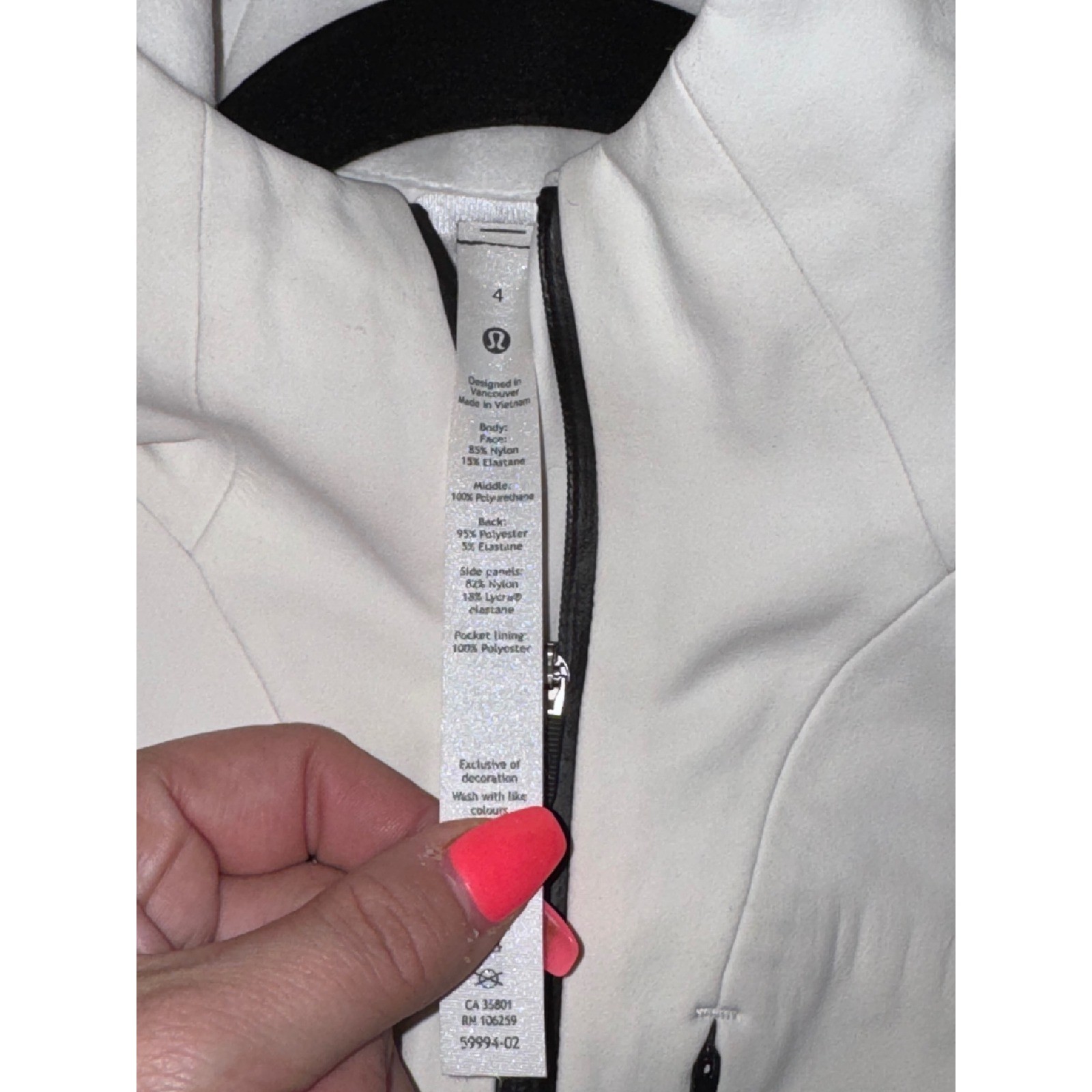 Lululemon Cross Chill Jacket *RepelShellBone Size… - image 7