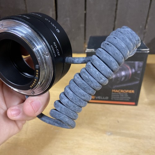 Adaptador de lente aceleradora de montaje Vello RM-CEF Canon EF/EF-S - Imagen 7 de 9