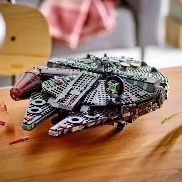 LEGO Star Wars: The Dark Falcon (75389) - Build only, No Figs