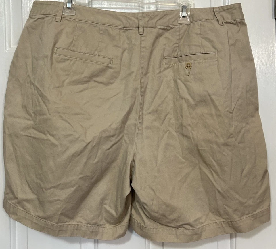 Lauren Ralph Lauren Shorts Womens Size 18W Khaki High Waist Cotton Chino - Image 2 of 4