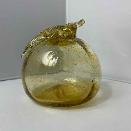 Handcrafted Blown Glass Art Glass Golden Apple - Picture 5 of 10