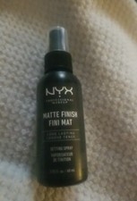 1 NYX Professional Makeup Matte Finish Fini M...