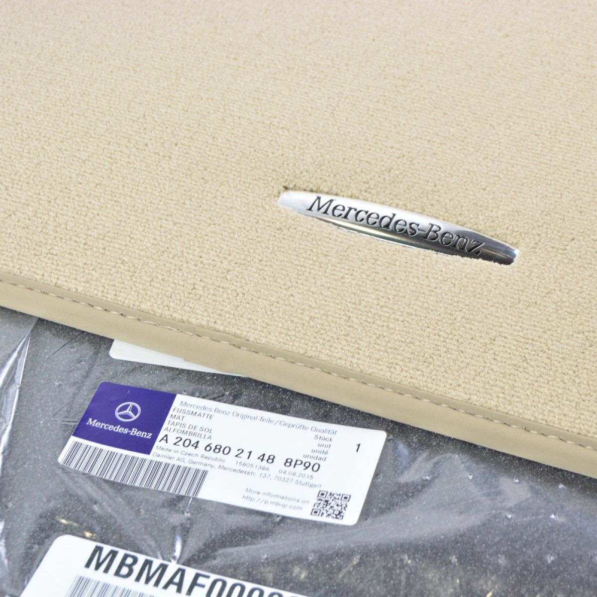 OEM 20468021488P90 Carpet Floor Mat Cashmere Kit Set of 4 for