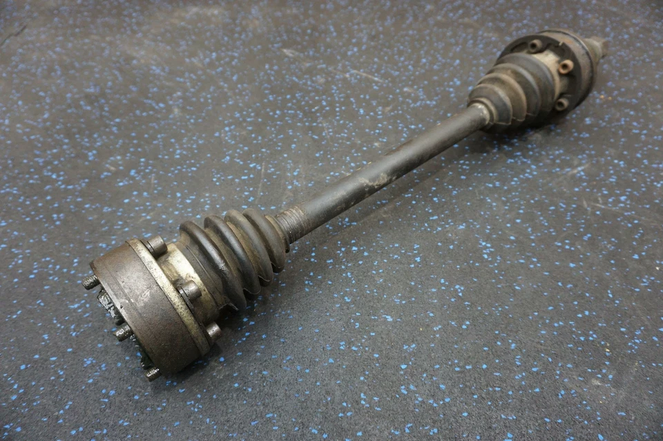 Eje trasero izquierdo o derecho CV manual 95133203807 Porsche 944 Turbo 1987-1991 Foto 2 de 4