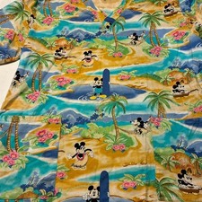 Lot of 2 Disney Mickey  Minnie Mouse Medical Scrub Tops - Beach  Heart Prints