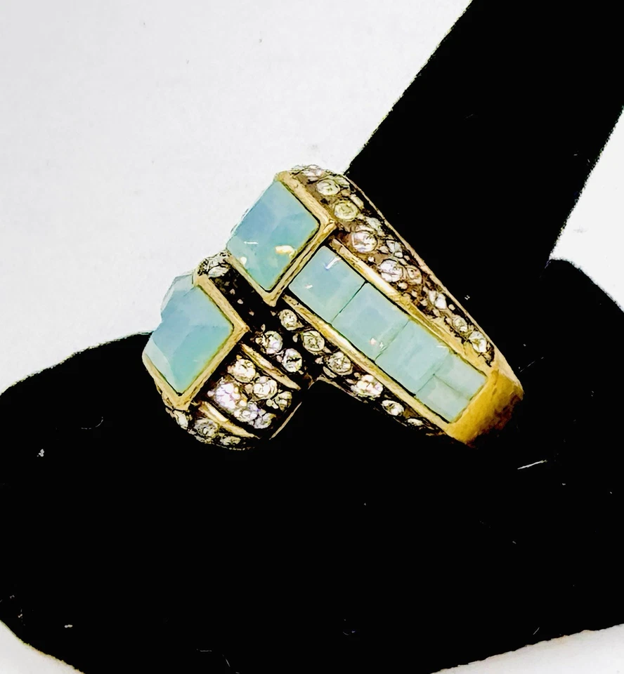 Heidi Daus Infinite Magic Swarovski Crystal Bypass Ring Size 8 Excellent Cond - Image 3 of 4