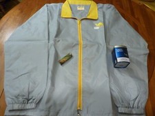 Camel 3 objets pour collectionneur : veste, briquet, boîte à cigarettes