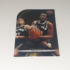 2003-04 Ultra Gold Medalion Die Cut Malik Rose - San Antonio Spurs